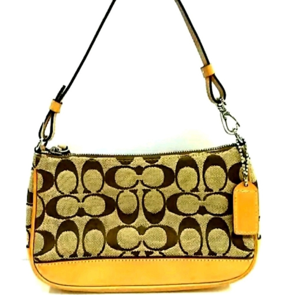 New Coach Wristlet